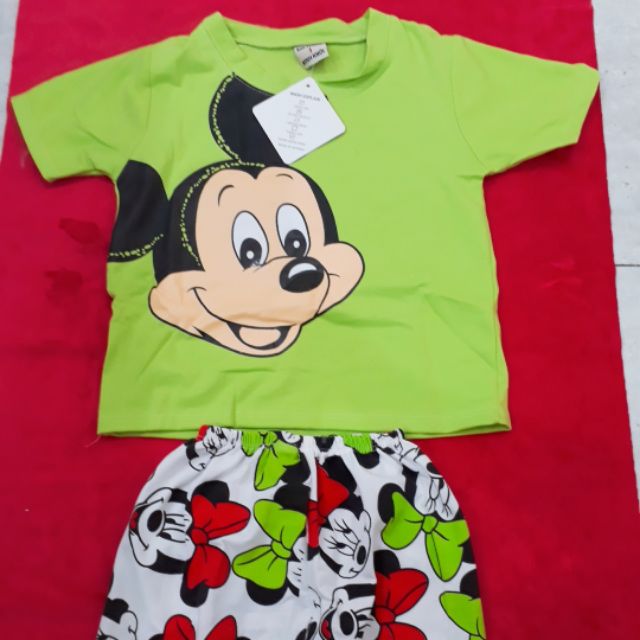 Đồ chuột mickey