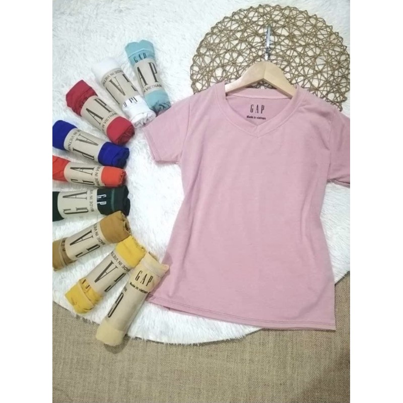 áo Gap nữ cổ tim