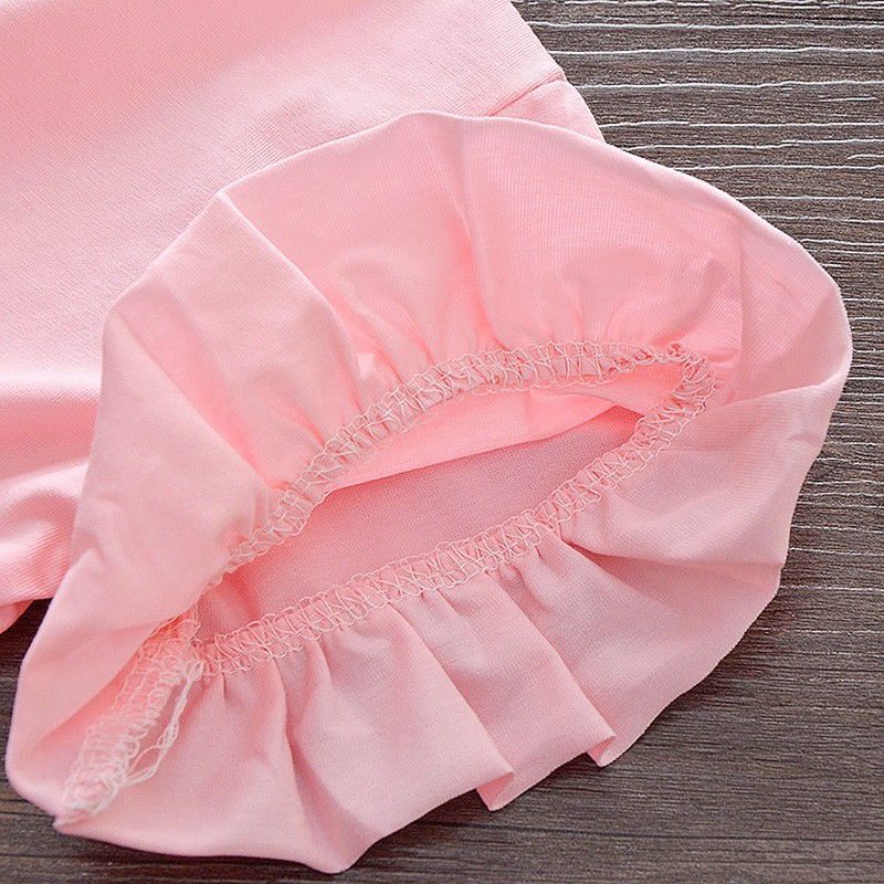 Áo thun ngắn tay in họa tiết trái tim cho bé gái