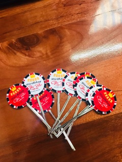 Tacks cắm bánh cupcake