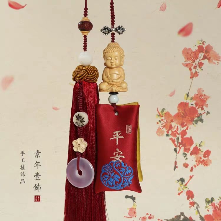 Mặt Dây Chuyền Hình Phật May Mắn Cao Cấp Treo Gương Chiếu Hậu Xe Hơi