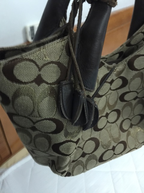 Sale Túi xách hàng si sale