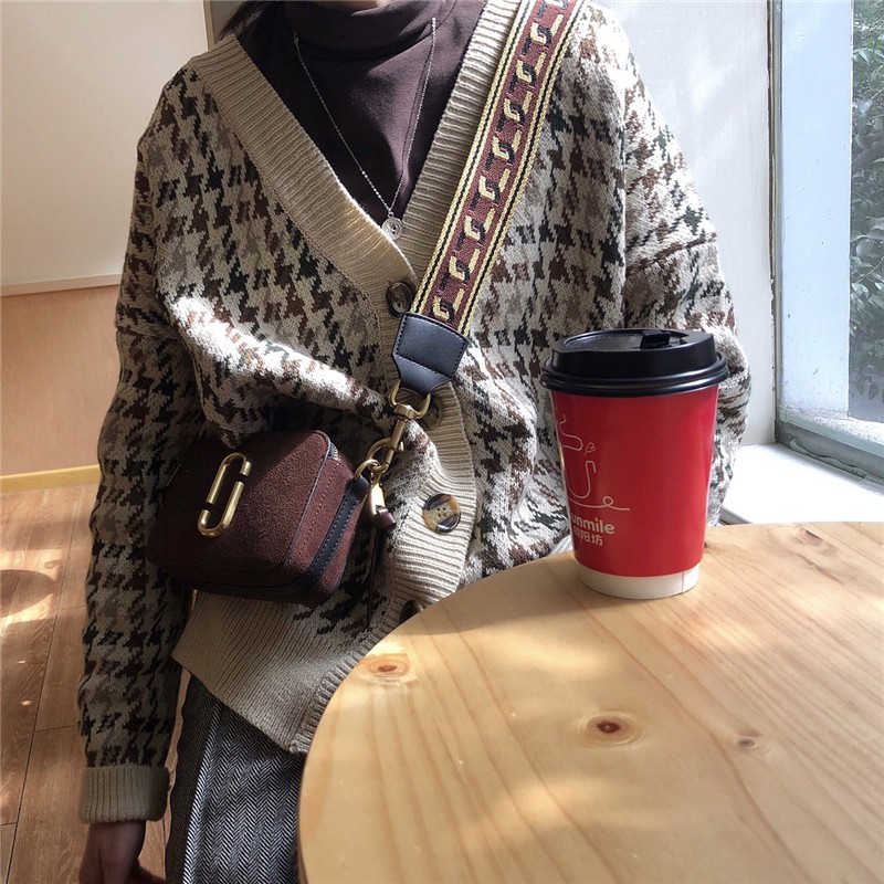 Áo len cadigan kẻ sọc phong cách Retro CDG001