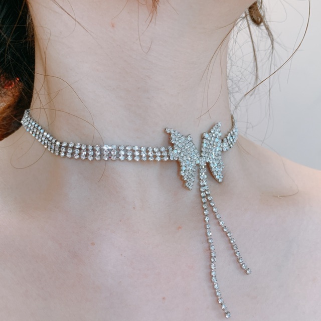 Chocker đá sang chảnh