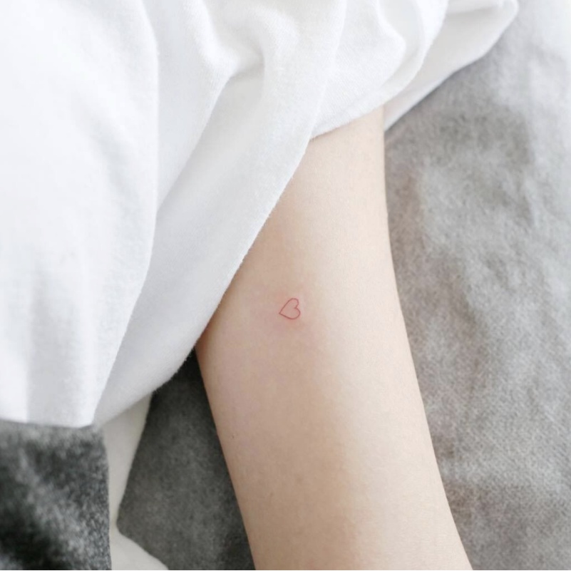 Một Hình Xăm Xinh Xắn Dán Tạm Thời Chống Thấm Nước Cho Nam Nữ