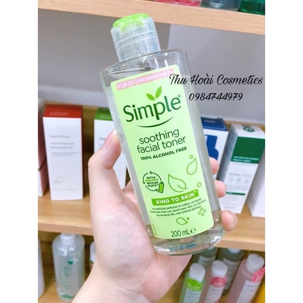 Nước hoa hồng Smoothing Facial Toner Simple cân bằng ẩm cho da 200ml