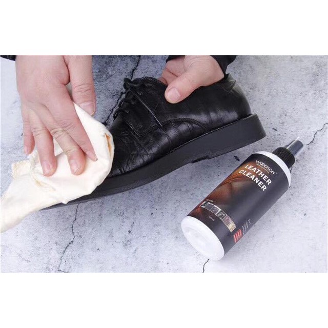 Lọ Xịt Làm Sạch Đồ Da LEATHER CLEANER 300ML - LITTLE KOREA
