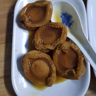 BÀO NGƯ ĂN LIỀN HK (4 con bào ngư/hộp)