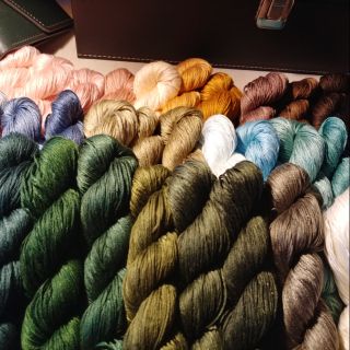 Chỉ thêu cotton đơn màu