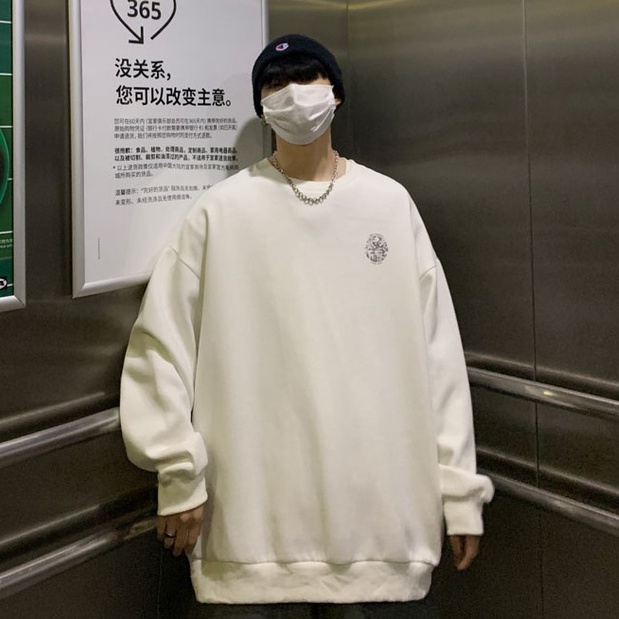 Áo sweater cổ tròn oversize phong cách thời trang cá tính cho nam