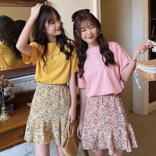 [hàng sẵn] SET CHÂN VÁY HOA NHÍ VINTAGE ĐUÔI BÈO MIX ÁO THUN TAY LỠ THÊU HOA - CHÂN VÁY CHỮ A