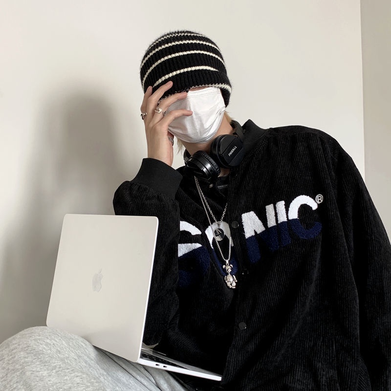 Áo khoác bóng chày vải nhung kẻ dáng rộng in họa tiết chữ phong cách retro cá tính