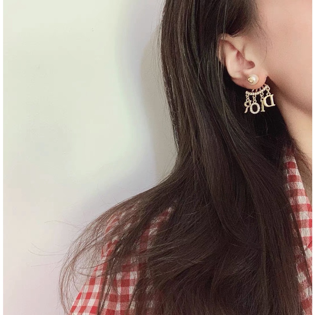 Khuyên Tai Nữ Dior Đính Ngọc Trai Thời Trang Thanh Lịch