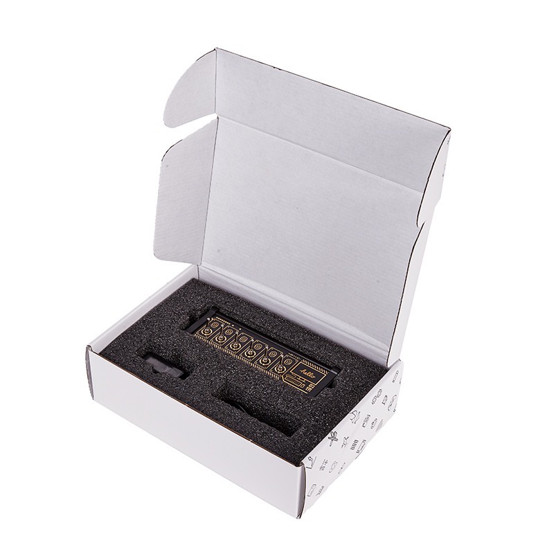 Công Tắc tổng CyperPunk cấp nguồn cho 6 thiết bị USB tối ưu cho không gian làm việc gọn gàng ngăn nắp