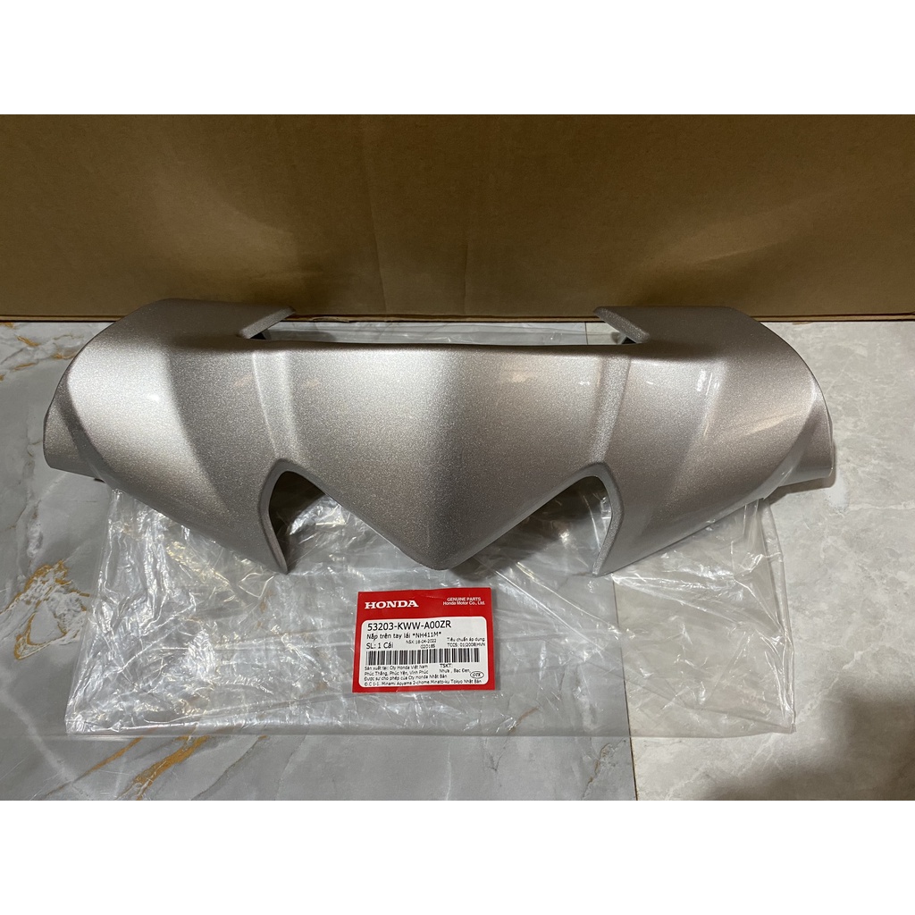 Nắp trên tay lái - nắp ốp bàn thờ HONDA WAVE S110 năm 2009-2011.