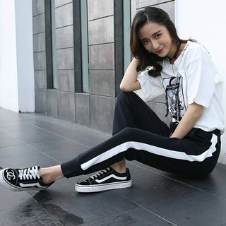 Quần Jogger - Quần Thun Nỉ 1 Sọc Lớn Trắng WQ 003BS1