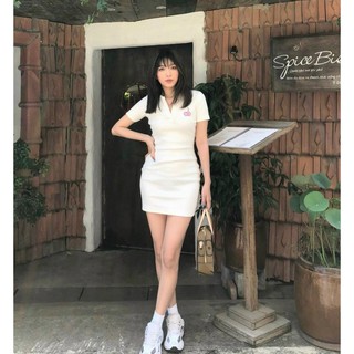 Váy đầm nữ cổ sơ mi dáng suông in trái cherry trước ngực năng động