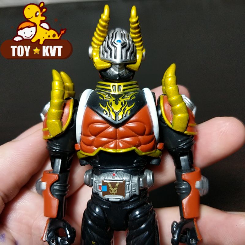 Mô Hình SHS Kamen Rider Imperer Đủ Phụ Kiện Chogokin Kim Loại