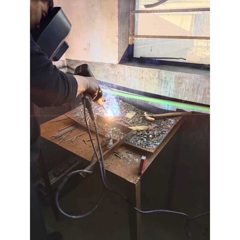 Bullbot mới, máy hàn toàn bộ thông minh, máy hàn tay cầm tay 220V gia dụng tự động công suất lớn 3000W