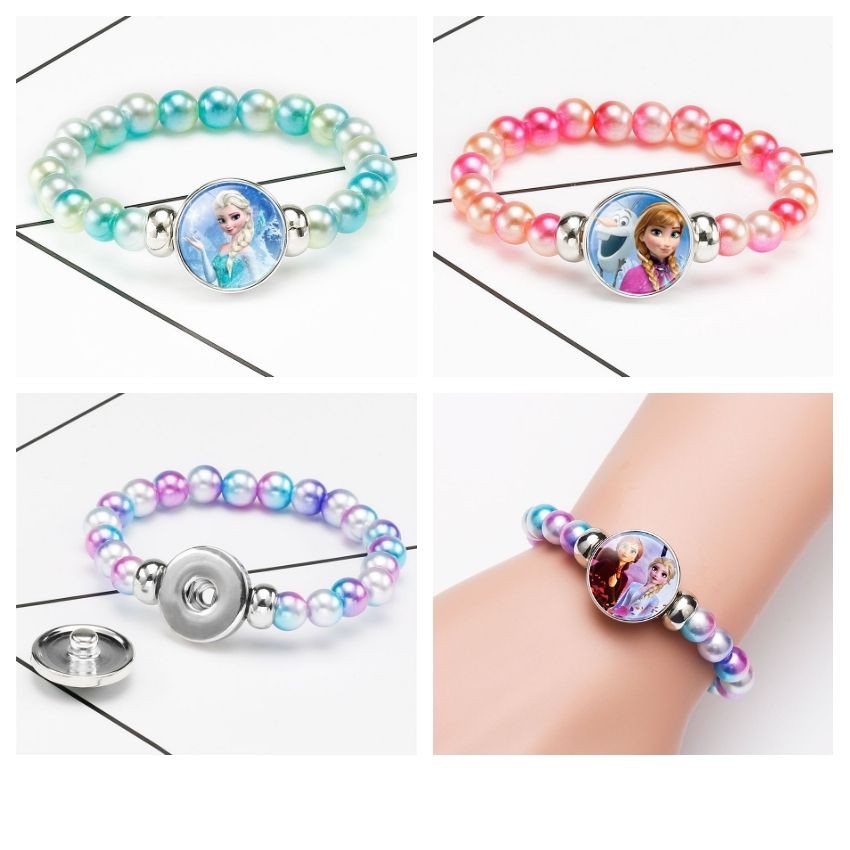 Vòng Tay Elsa hottrend cho bé gái bằng chuỗi hạt nhựa phối mặt kính hình công chúa Elsa.