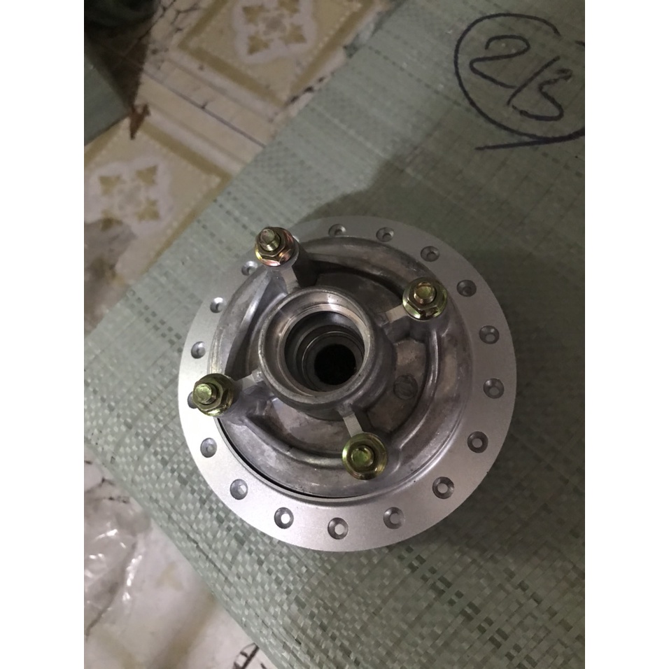 CÙI DĨA NHÔNG SÊN XÍCH LỚN RS VÀ RSX 110:WAVE A 110,BLADE,FUTURE 125,WAVE 110,RSX 110