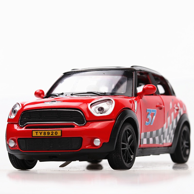 XE MÔ HÌNH MINI COUTRYMAN TỈ LỆ 1:32 KIM LOẠI