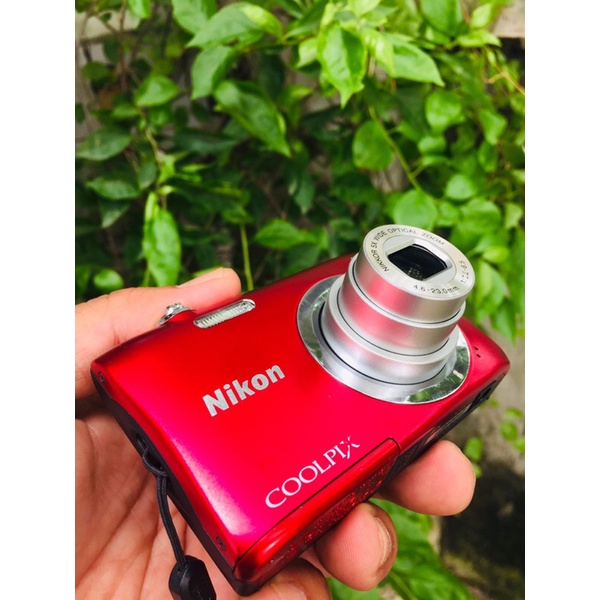Máy ảnh kts Nikon Coolpix A100 20megapixel, zoom 5x, đẹp như mới