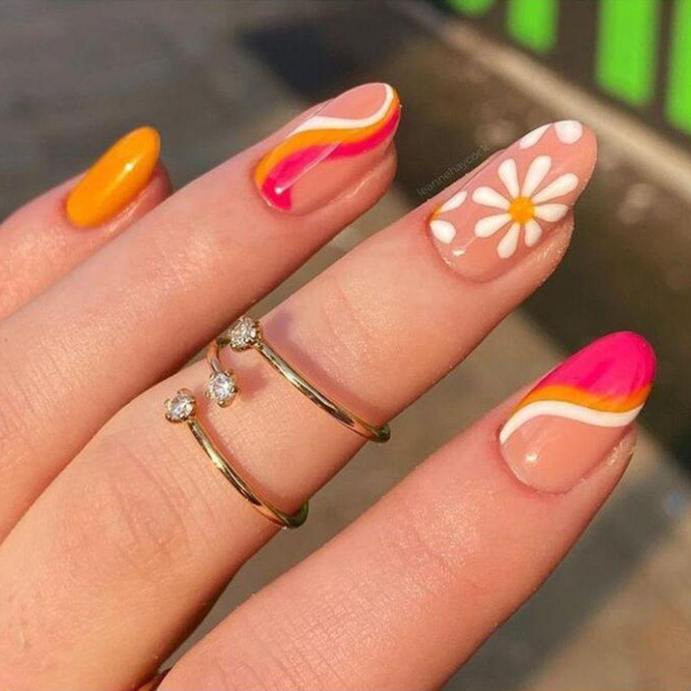 Móng Tay Giả Màu Sắc Đơn Giản Xinh Xắn