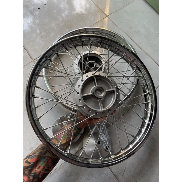 Bộ bánh CĐN HonnDa zin dành cho wave và dream full má đùm trước và sau