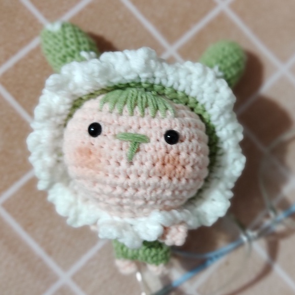 Móc khóa Búp bê bằng len handmade _ Có sẵn