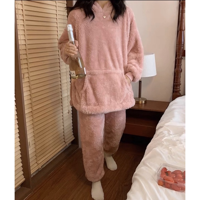Bộ ngủ lông gấu hoodie hồng Unisex  from rộng lông mượt mà siêu ấm phong cách hàn quốc