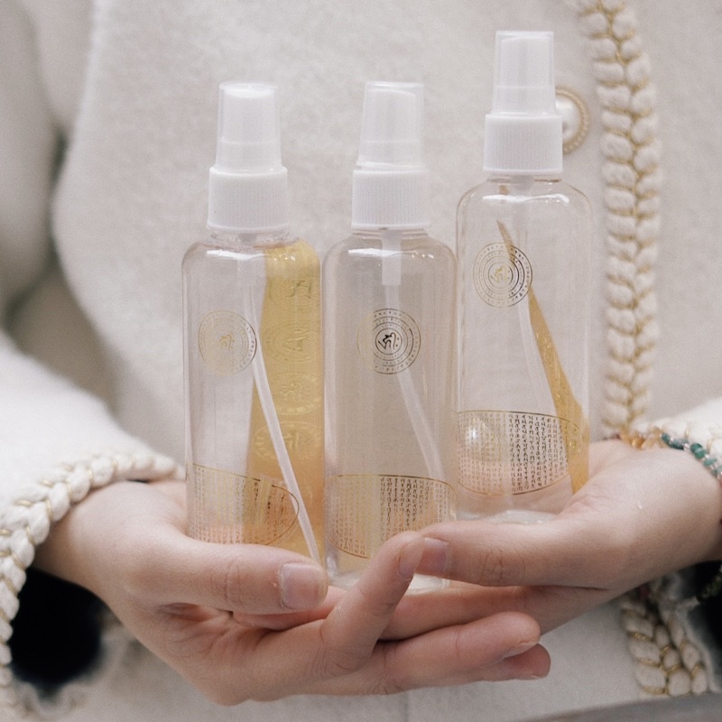 Xịt cúng dường