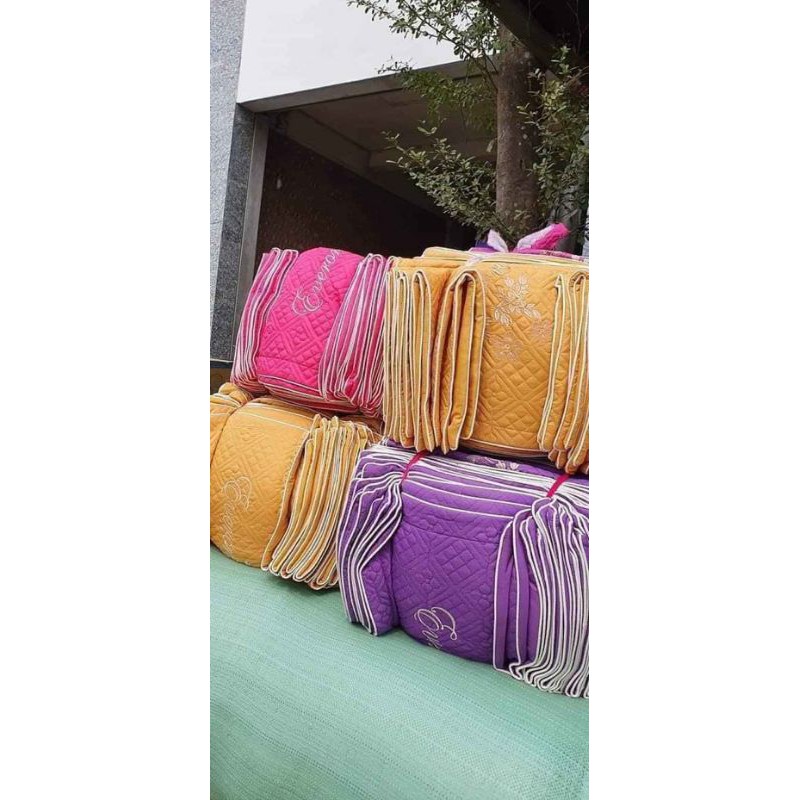 vỏ gối satin thêu trần bông loại 1 | BigBuy360 - bigbuy360.vn