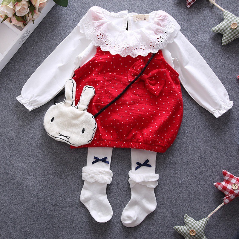 Set áo dài tay cổ viền ren và đầm yếm 2 dây đính nơ xinh xắn cho bé gái