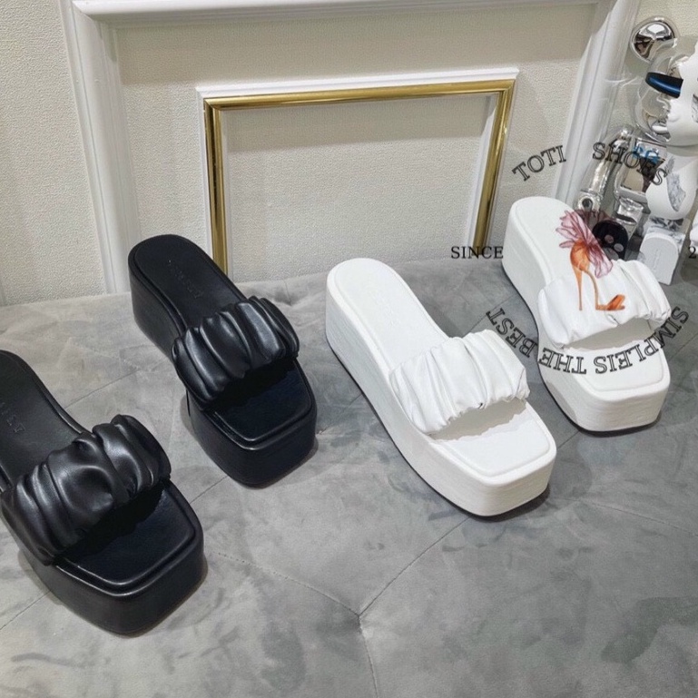 DÉP NỮ TOTIIE STORE - DÉP XUỒNG THỜI TRANG QUAI NGANG NHÚN BẢN TO - DÉP ĐẾ BẰNG HIỆN ĐẠI - D2207350