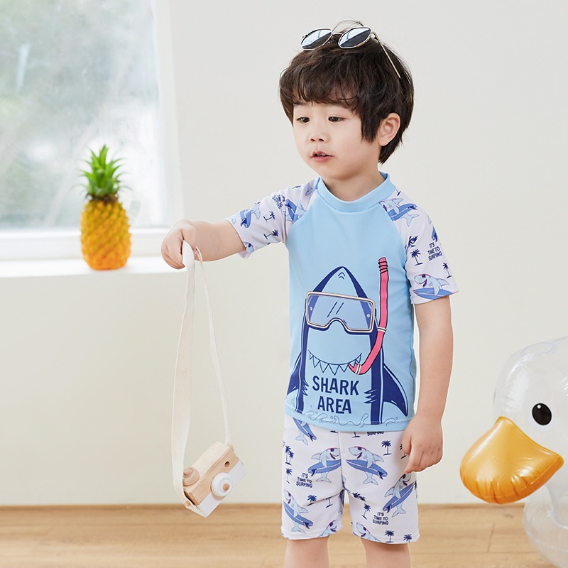 Bộ Đồ Bơi 3 Món Áo Tay Ngắn In Hình Cá Mập Hoạt Hình + Mũ Bơi Dành Cho Bé Trai