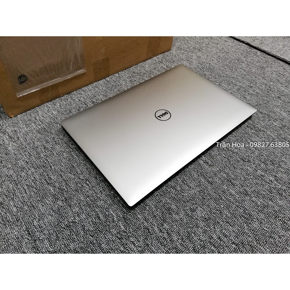 Laptop dùng đồ họa Dell Precision 5520 - Core i7 7820HQ, Ram 16GB, ổ SSD 256GB, VGA Nvidia Quadro M1200M 4GB, Màn FullHD
