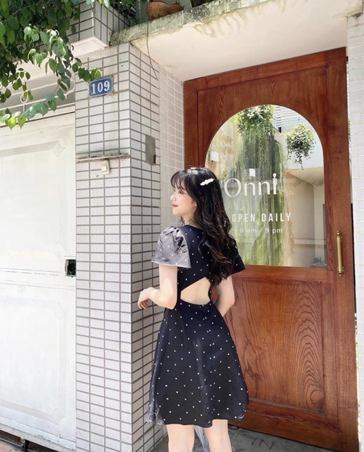 Đầm Xinh Elio Hở lưng quyến rũ kèm mút ngực form ôm body | BigBuy360 - bigbuy360.vn