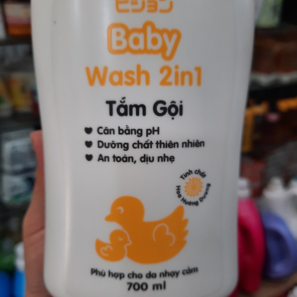 Sữa tắm gội Pigeon hoa hướng dương 700ml - Pigeon Baby Wash 2 in 1