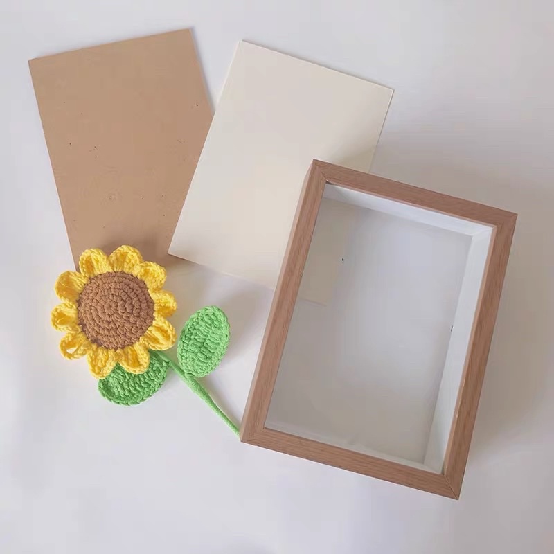 Khung ảnh len handmade hoa hướng dương