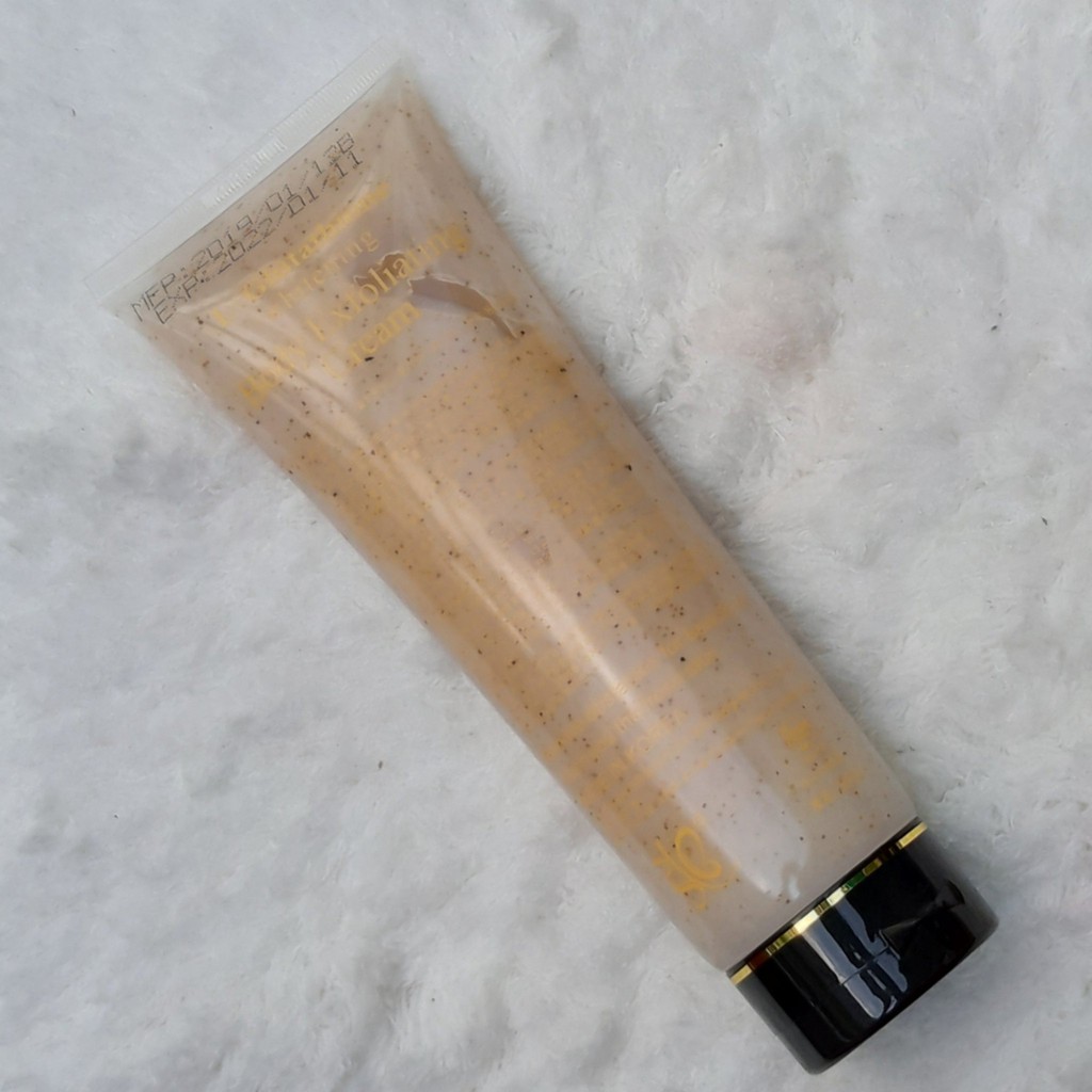 Tẩy tế bào chết Body Gel Gold Whitening 350ml tẩy kỳ làm da trắng mịn, mờ vết thâm
