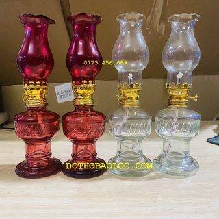 Đèn dầu thủy tinh cao 20.5cm 2 màu: trắng. đỏ