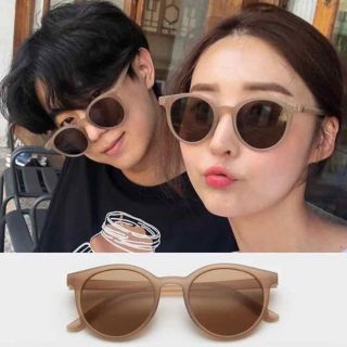 Kính mắt mèo
