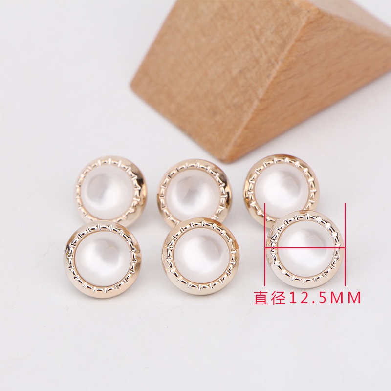 Set 5 nút áo hình hoa trái tim