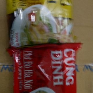 Phở gà và bò cung đình ( 68gr)