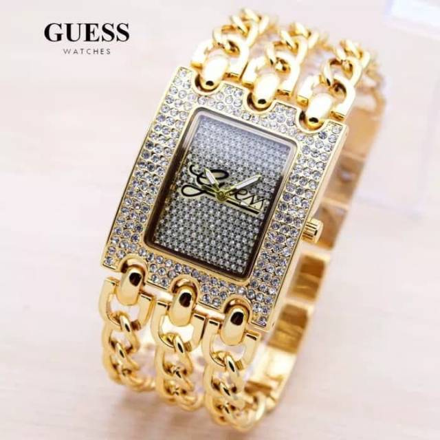 Đồng Hồ Đeo Tay 3 Dây Sang Trọng Dành Cho Nữ