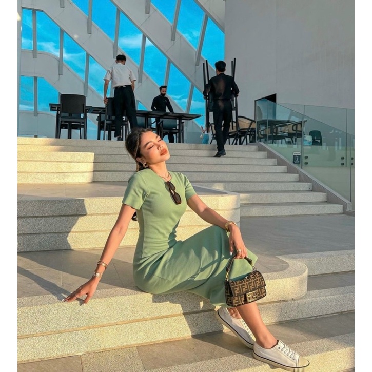 Đầm body e về thêm màu xanh siu xinh.