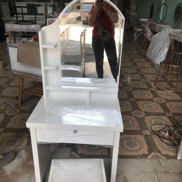 BÀN TRANG ĐIỂM CAO CẤP