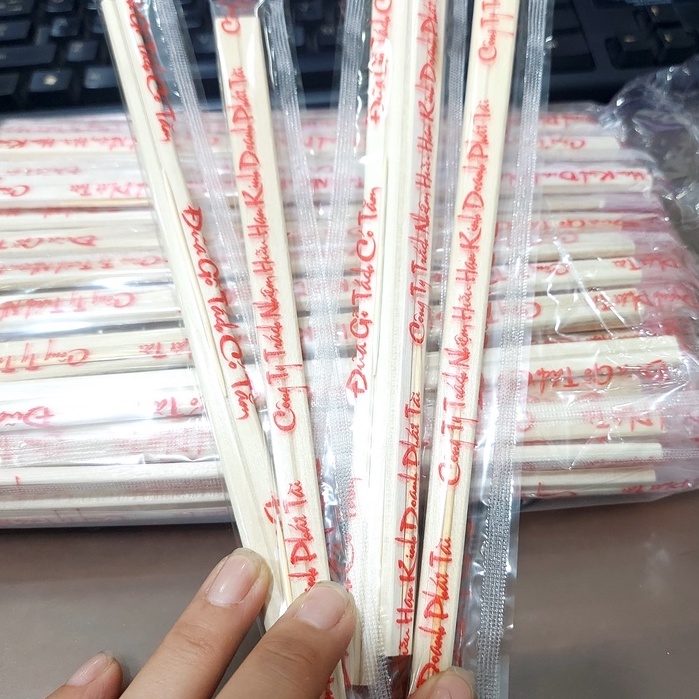 Bịch 100 đôi Đũa tách nhật, đũa tách tre dùng 1 lần kèm tăm cao cấp - quannaocungcan