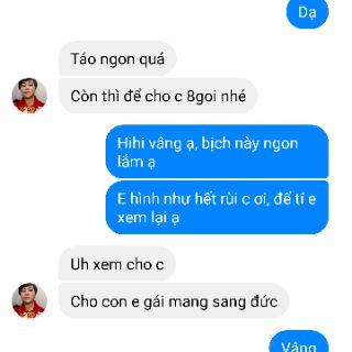 Táo đỏ kẹp óc chó nho khô